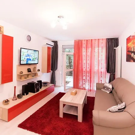 Red Apartment-2
